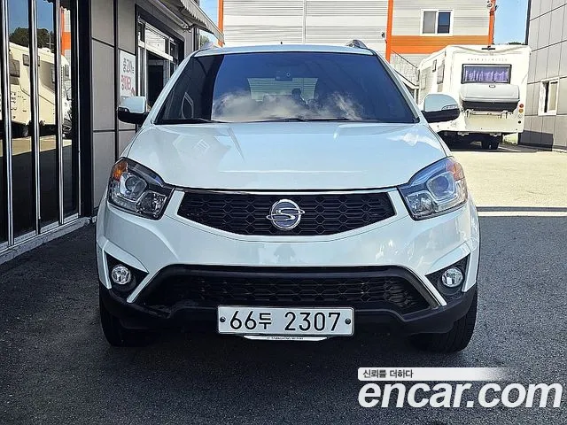 KG_Mobility_Ssangyong KORANDO 2014 thumb 2