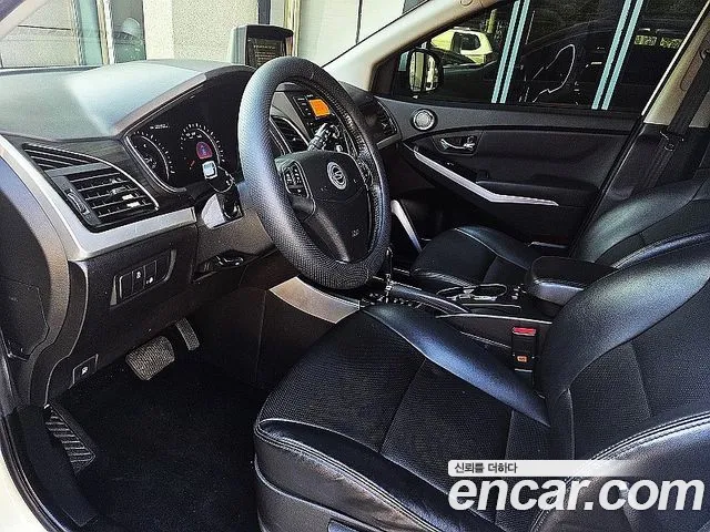 KG_Mobility_Ssangyong KORANDO 2014 thumb 7