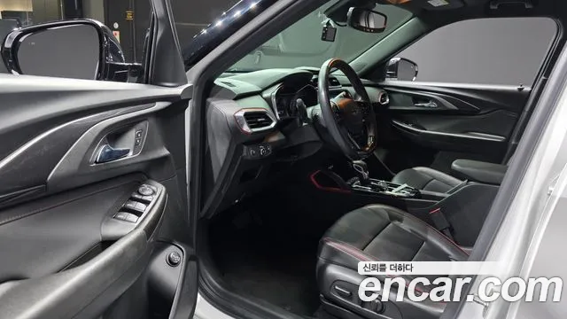 ChevroletGMDaewoo TrailBlazer 2020 thumb 10