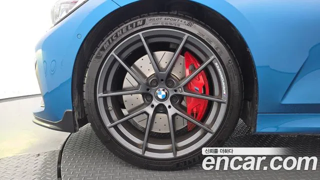 BMW 3-Series 2020 thumb 5