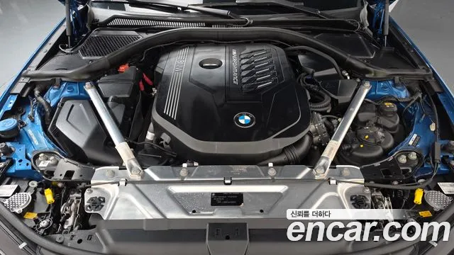 BMW 3-Series 2020 thumb 6