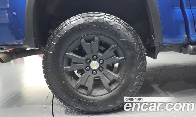 ChevroletGMDaewoo Colorado 2020 thumb 4