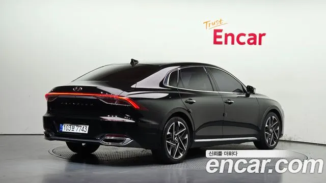 Hyundai Grandeur 2020 thumb 2