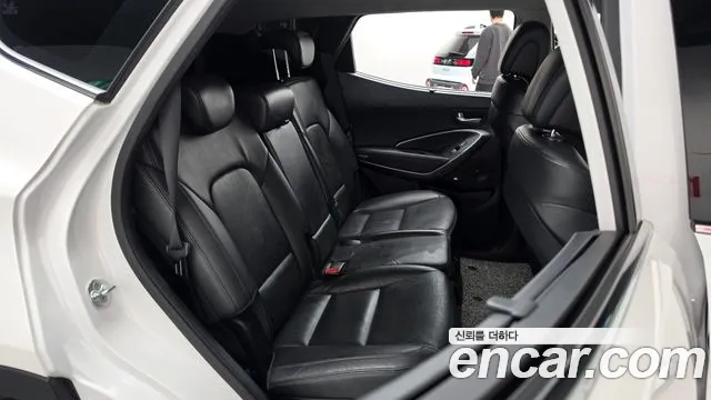 Hyundai Santa Fe 2016 thumb 11