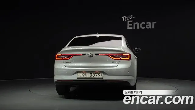 Renault-KoreaSamsung Megane 2016 thumb 3