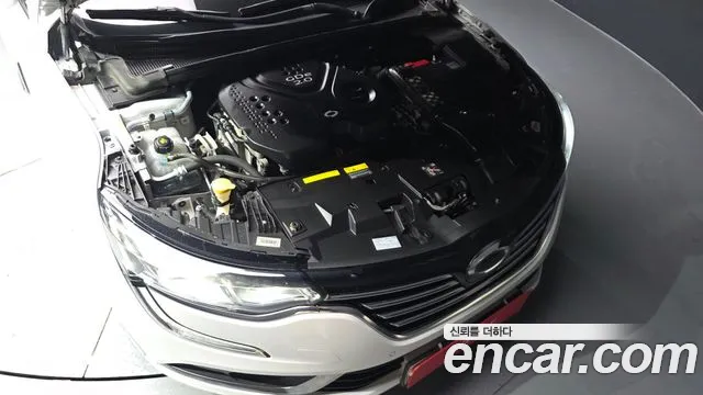 Renault-KoreaSamsung Megane 2016 thumb 5