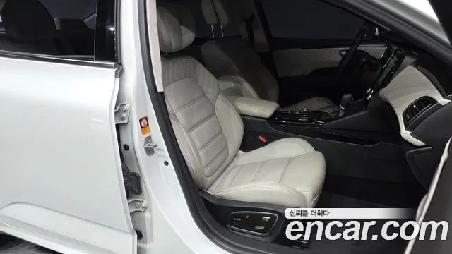 Renault-KoreaSamsung Megane 2016 thumb 10