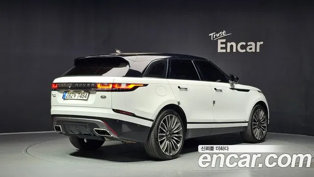Land Rover Range Rover Velar 2018 thumb 2