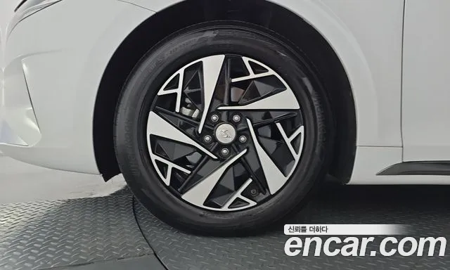 Hyundai Grandeur 2021 thumb 4