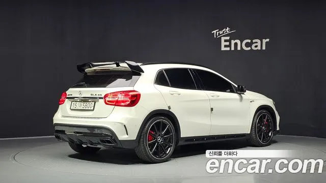 Mercedes-Benz GLA 2016 thumb 2