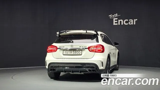 Mercedes-Benz GLA 2016 thumb 4