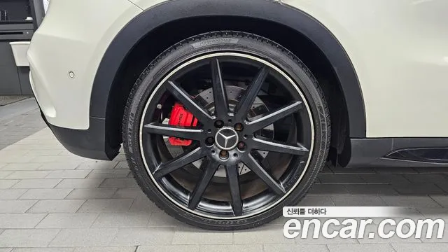 Mercedes-Benz GLA 2016 thumb 5