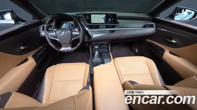 Lexus ES 2020 thumb 6