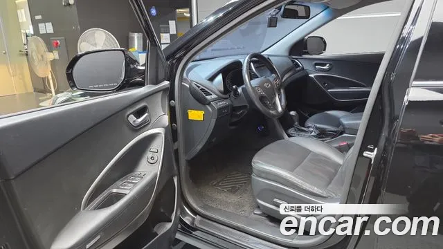 Hyundai Santa Fe 2016 thumb 10