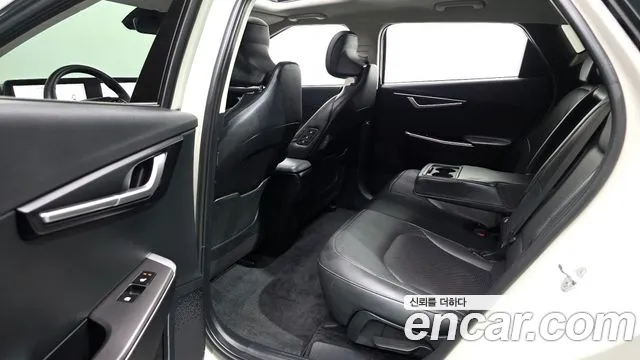 Kia EV6 2022 thumb 11