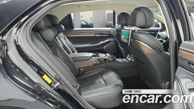 Genesis G90 2020 thumb 11