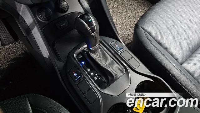 Hyundai Santa Fe 2015 thumb 9