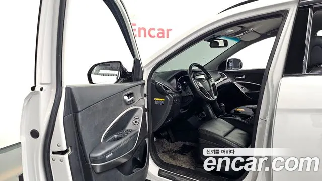 Hyundai Santa Fe 2015 thumb 10