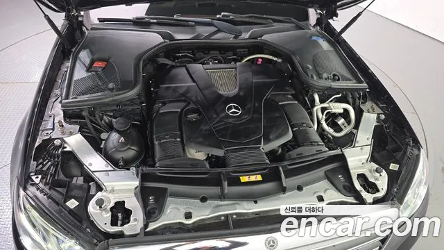 Mercedes-Benz E-Класс 2020 thumb 6