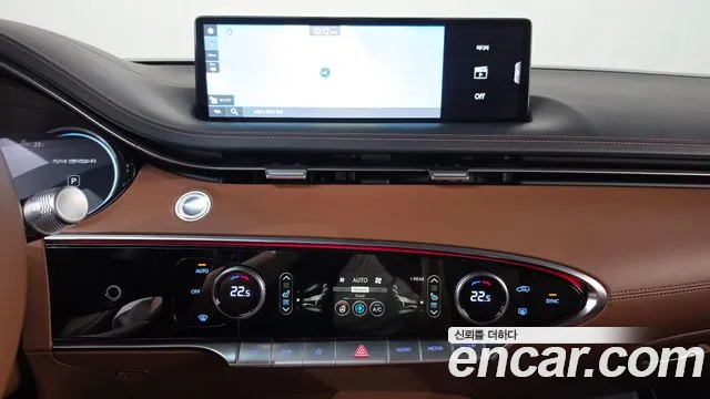 Genesis GV70 2021 thumb 12