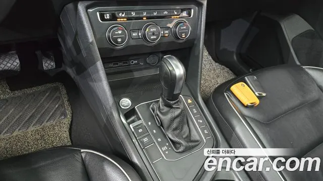 Volkswagen Tiguan 2020 thumb 8