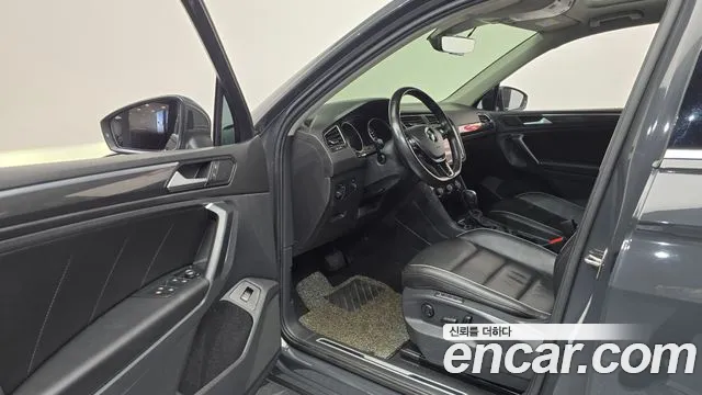 Volkswagen Tiguan 2020 thumb 9