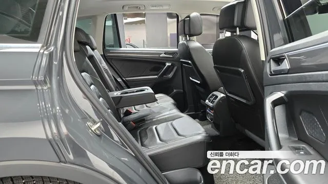 Volkswagen Tiguan 2020 thumb 10