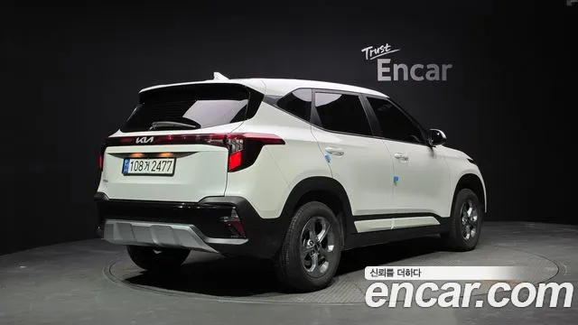Kia Seltos 2023 thumb 2