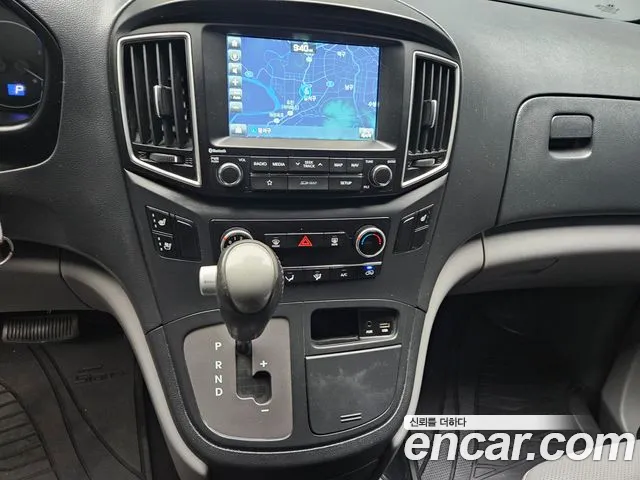 Hyundai Starex 2019 thumb 9