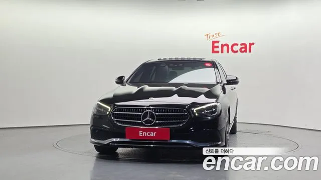 Mercedes-Benz E-Класс 2021 thumb 3