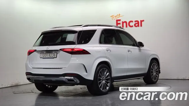 Mercedes-Benz GLE 2025 thumb 2