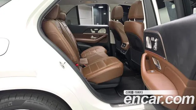 Mercedes-Benz GLE 2025 thumb 12