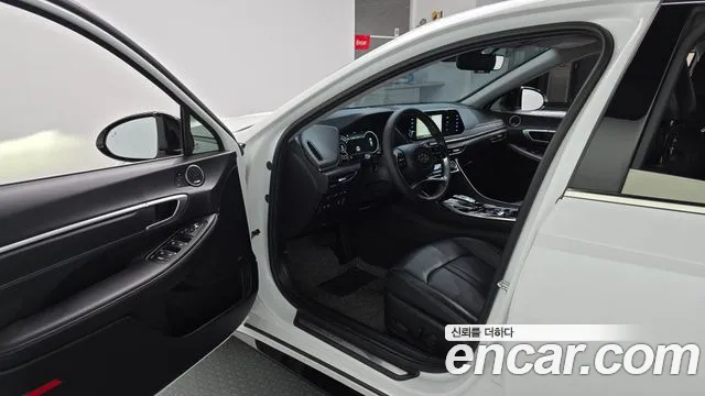 Hyundai Sonata 2021 thumb 10