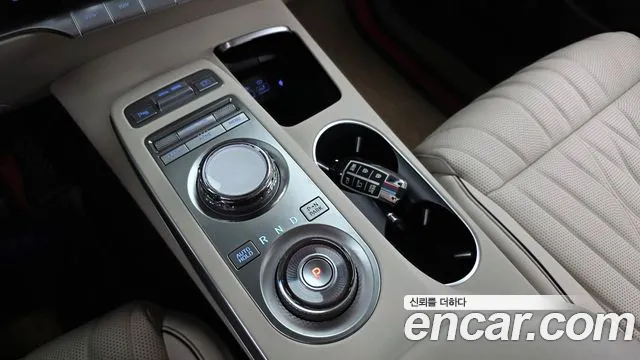 Genesis GV70 2021 thumb 9