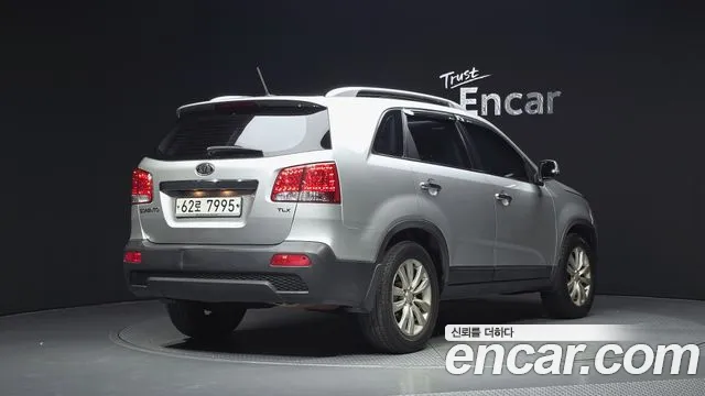 Kia Sorento 2009 thumb 2