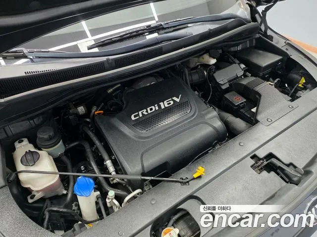 Kia Carnival 2014 thumb 5