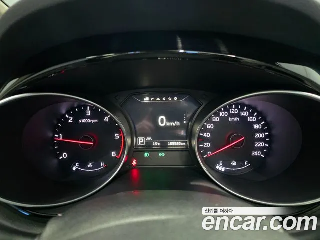 Kia Carnival 2014 thumb 9