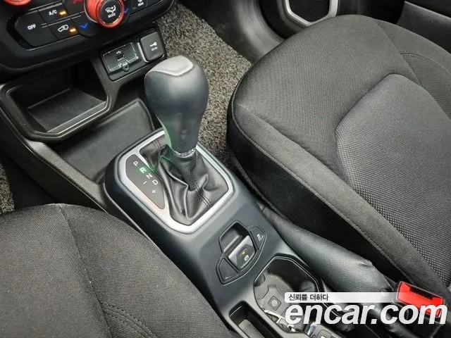 Jeep Renegade 2021 thumb 10