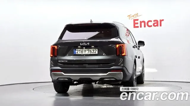Kia Sorento 2024 thumb 4