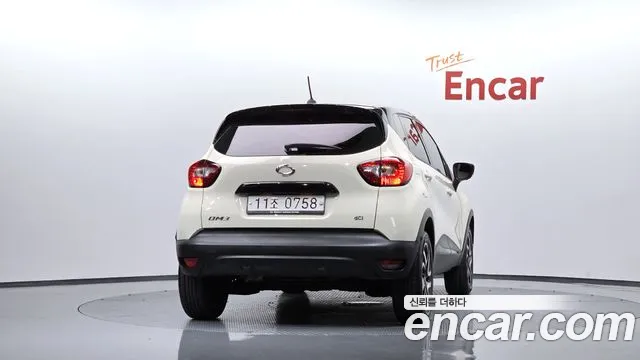 Renault-KoreaSamsung Captur 2016 thumb 3