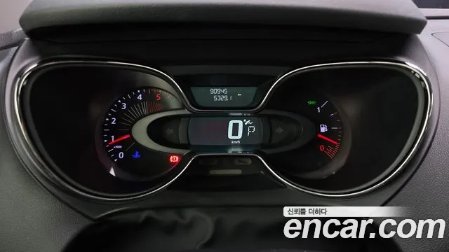 Renault-KoreaSamsung Captur 2016 thumb 7
