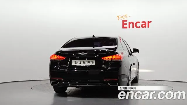 Genesis G80 2017 thumb 4