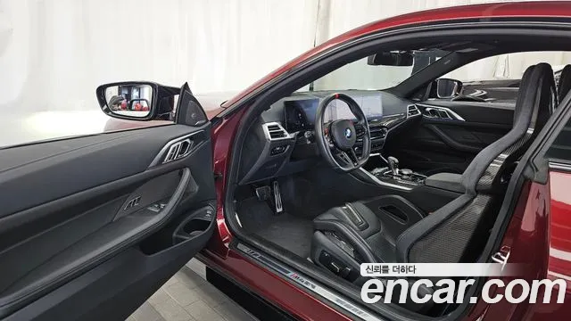 BMW M4 2025 thumb 10