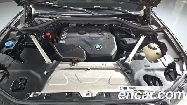 BMW X4 2020 thumb 6