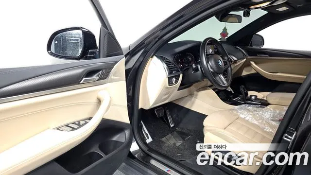 BMW X4 2020 thumb 10