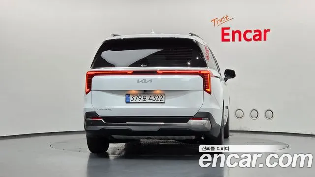 Kia Carnival 2024 thumb 4