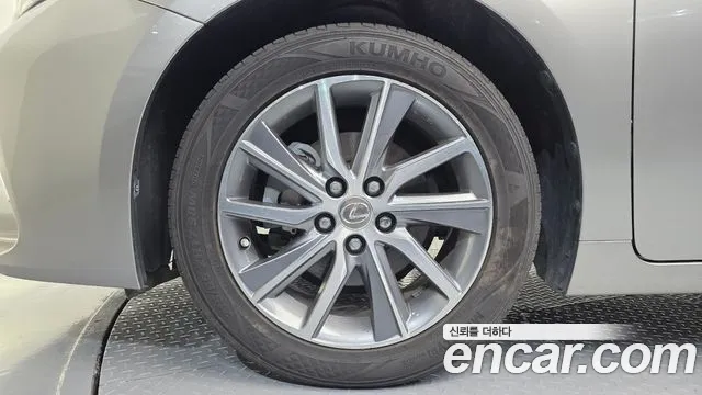 Lexus ES 2016 thumb 5