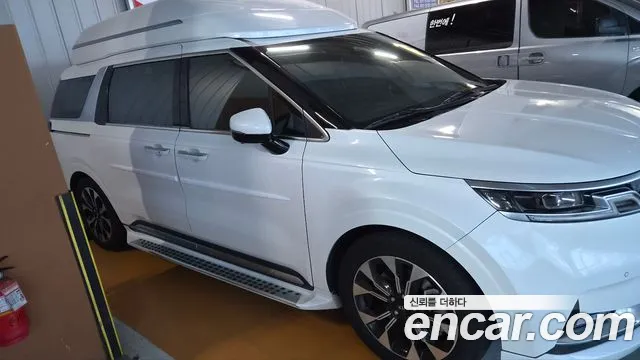 Kia Carnival 2021 thumb 2
