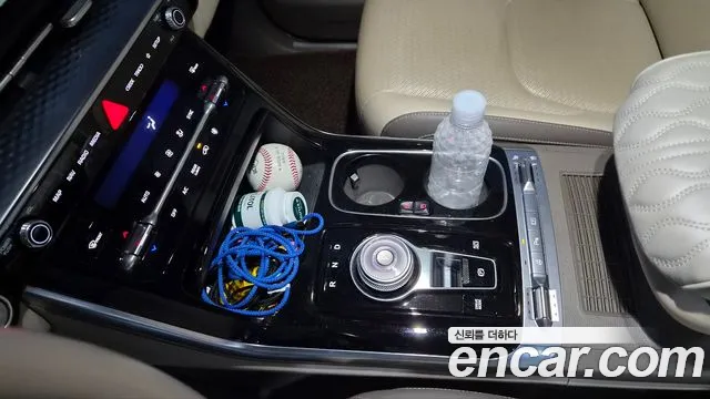 Kia Carnival 2021 thumb 7