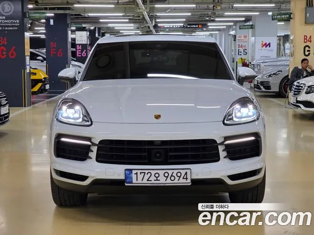 Porsche Cayenne 2022 thumb 4